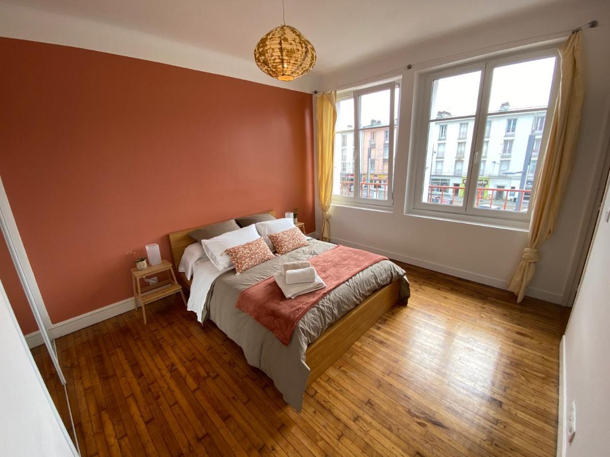 Appartement Spacieux Avec Balcon Et Parking Brest Exterior foto