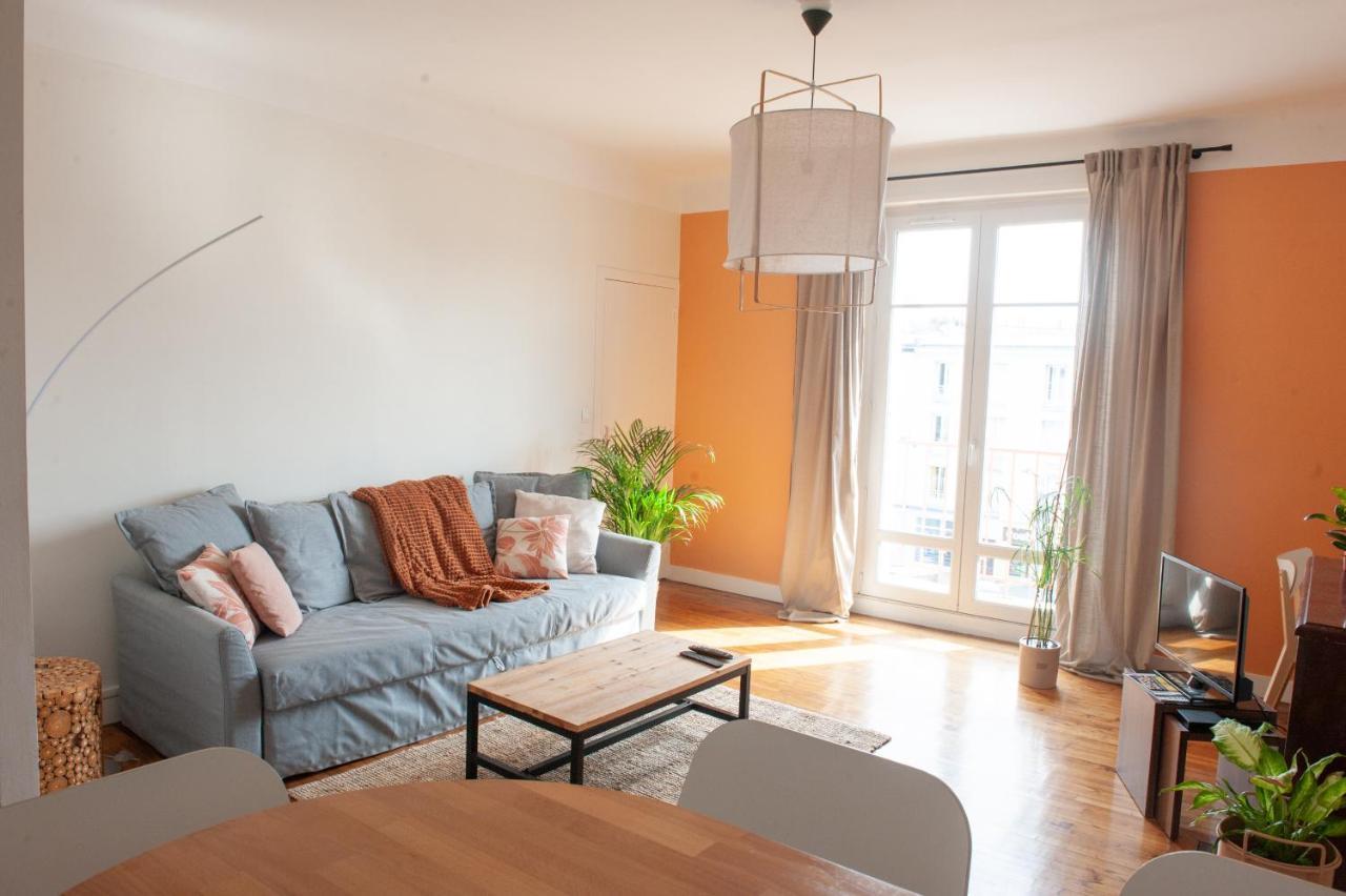 Appartement Spacieux Avec Balcon Et Parking Brest Exterior foto