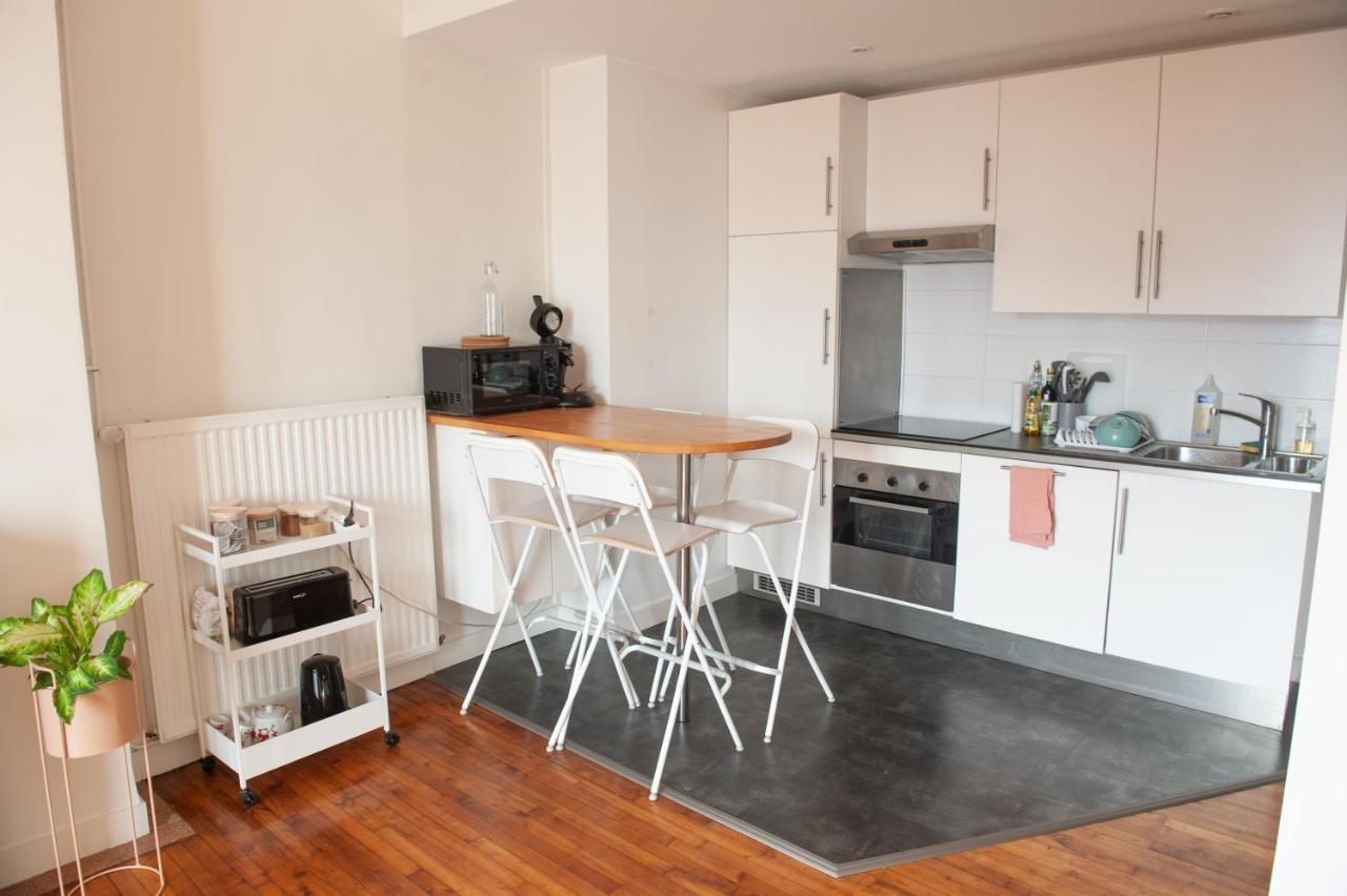 Appartement Spacieux Avec Balcon Et Parking Brest Exterior foto