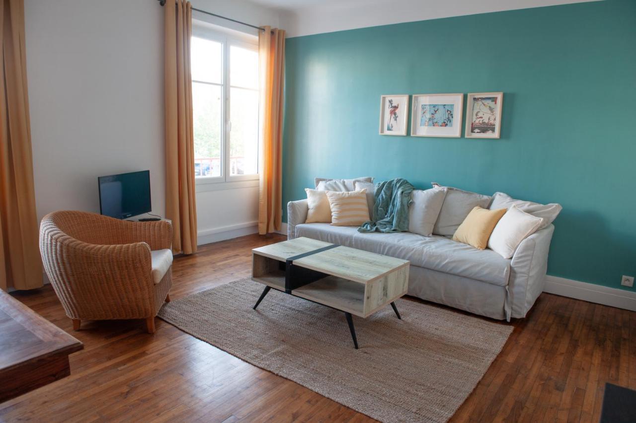 Appartement Spacieux Avec Balcon Et Parking Brest Exterior foto